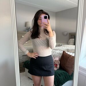 Abercrombie & Fitch Light Gray Knit Sweater